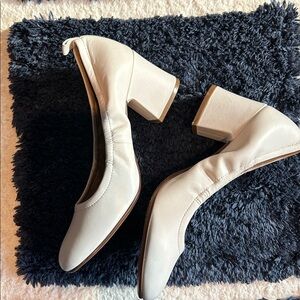 Naturalizer Cream Block Heel Shoes